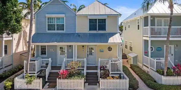 7031 Harbor Village Drive