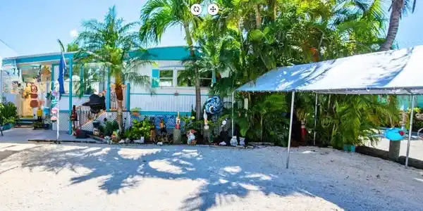 27940 Lobster Tail Trail