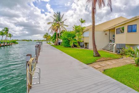 24 Jade Drive
