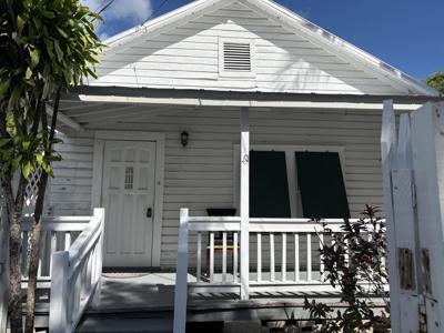 705 Chapman Lane