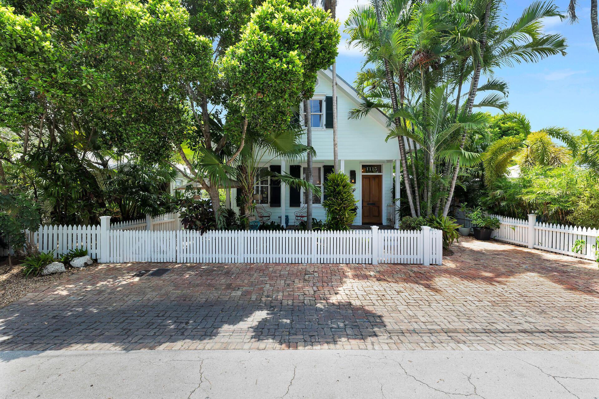 Image 2: 1115 South St, Key West, FL