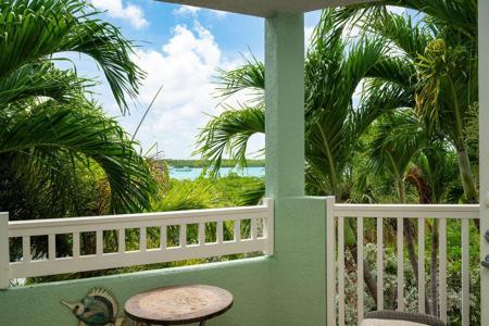 33 Seaside S Court