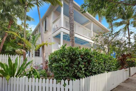 69 Spoonbill Way