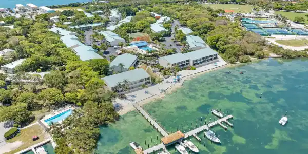 87200 Overseas Highway