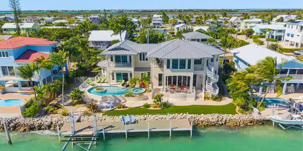 421 La Fitte Road