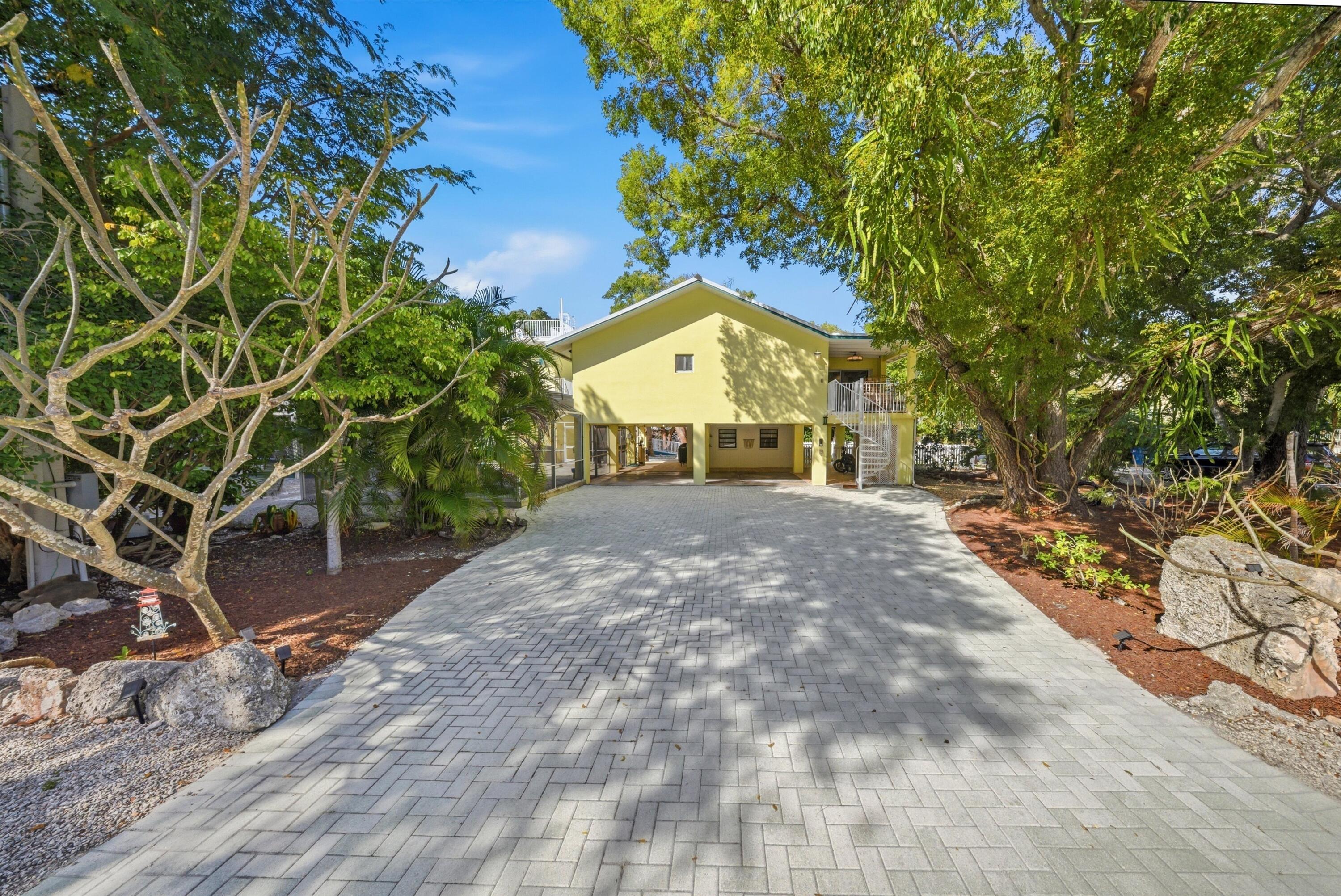 Image 2: Front of Home