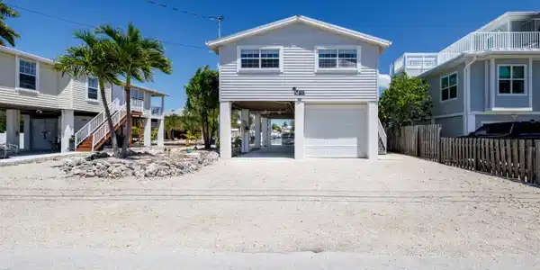 873 Indies Road