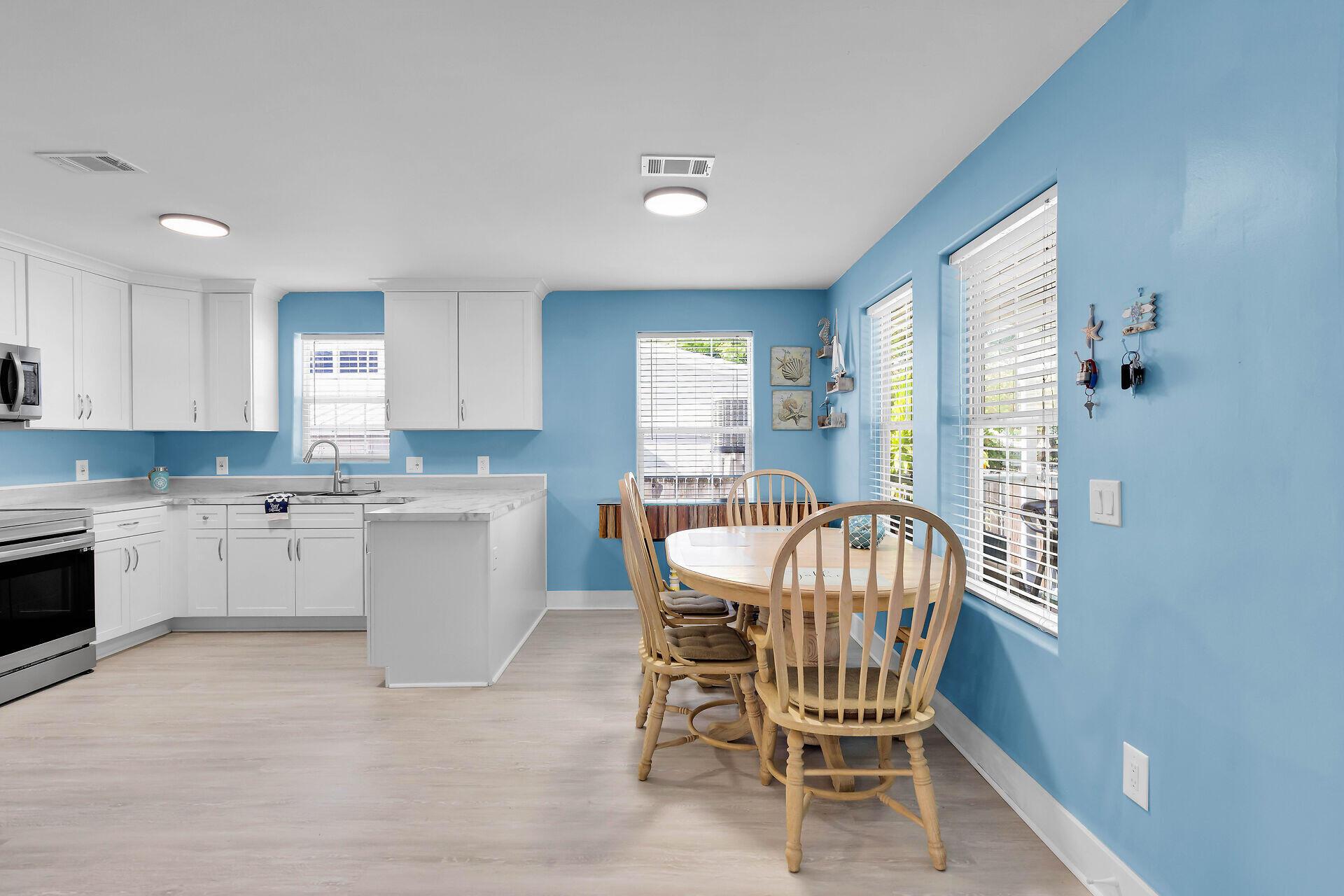 Image 3: virtual-tour-363807-01