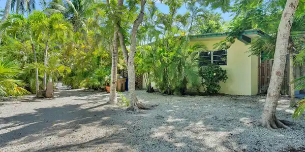 5353 Dogwood Dell Street
