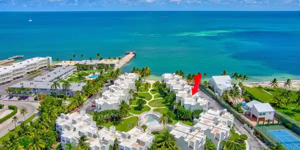 601 W Ocean Drive