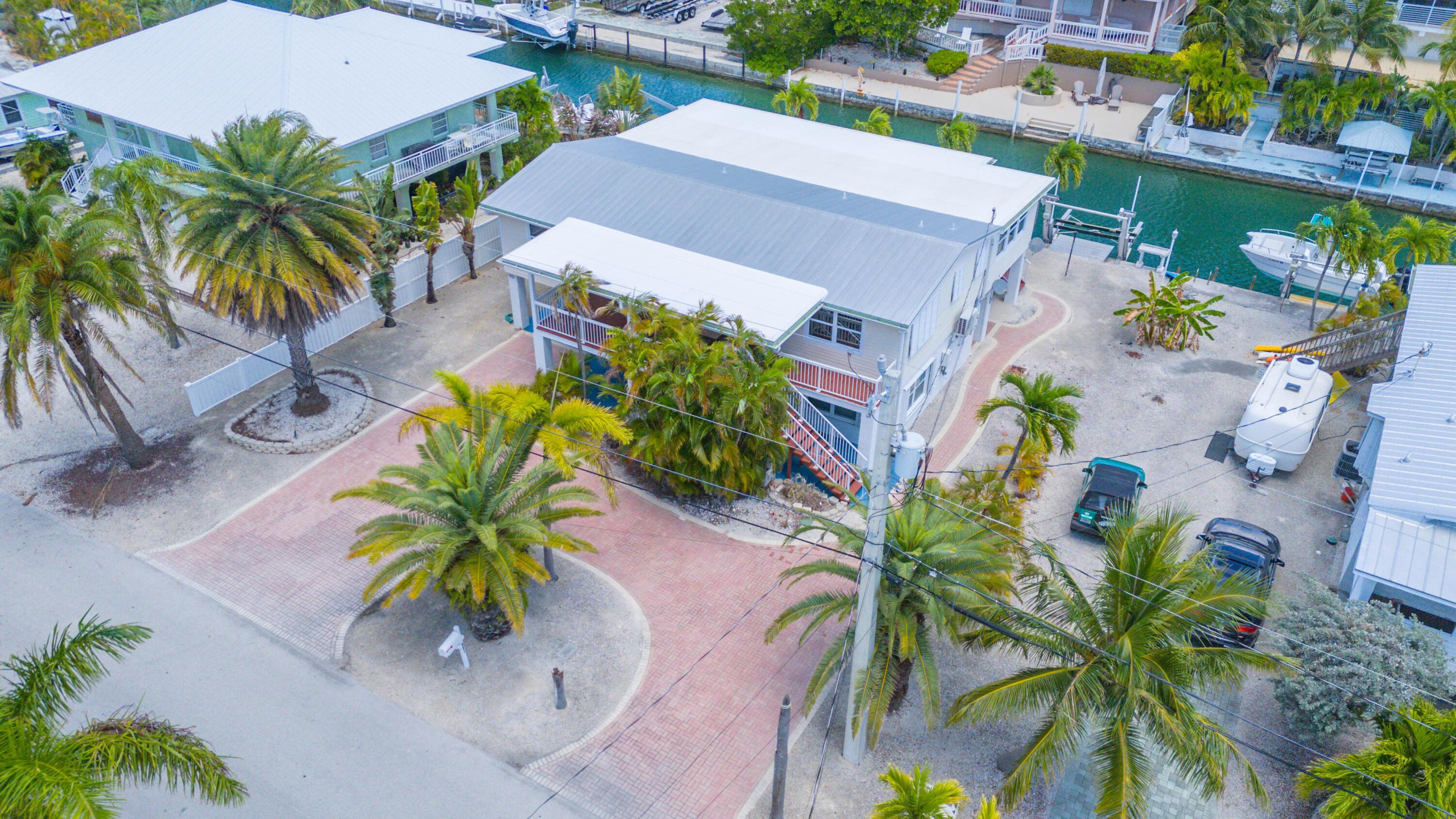 Image 4: 951 Lagoon Dr