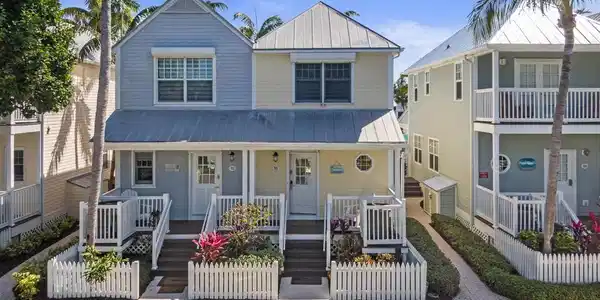 Image 4: 7031 Harbor Village Dr