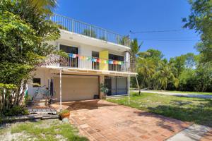 40 Seagate Boulevard