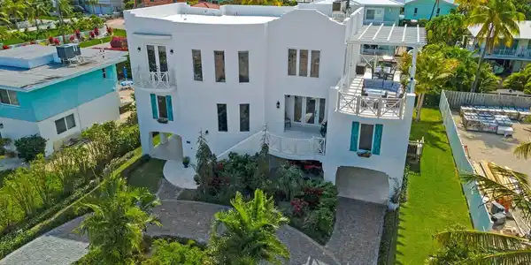 317 E Seaview Circle