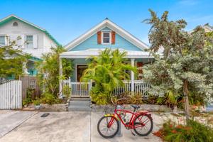 1119 Varela Street