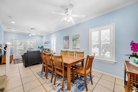 15 Coral Way
