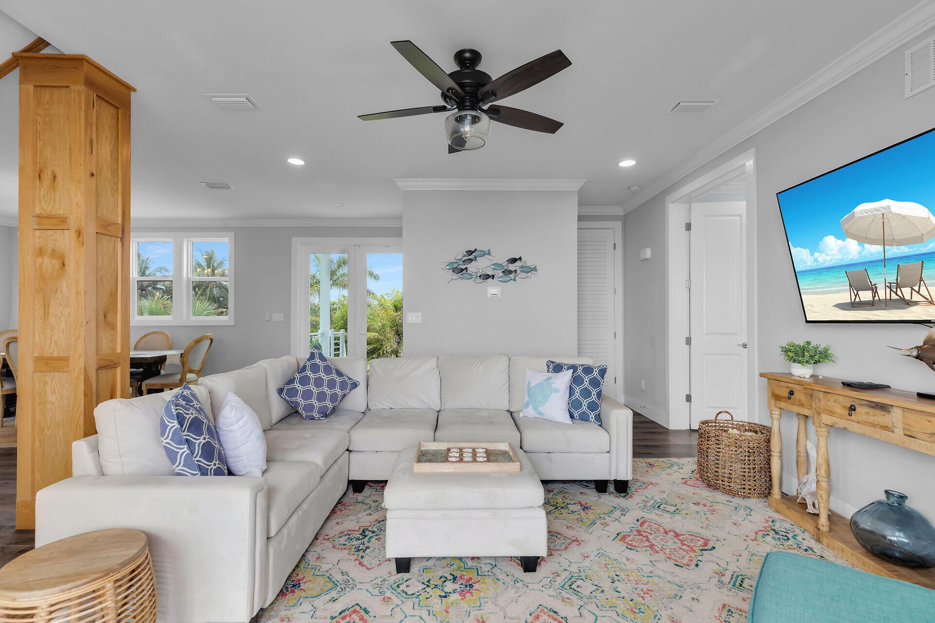 Image 3: Coastal Living Room