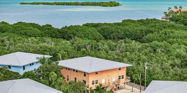 111 Stirrup Key Woods Road
