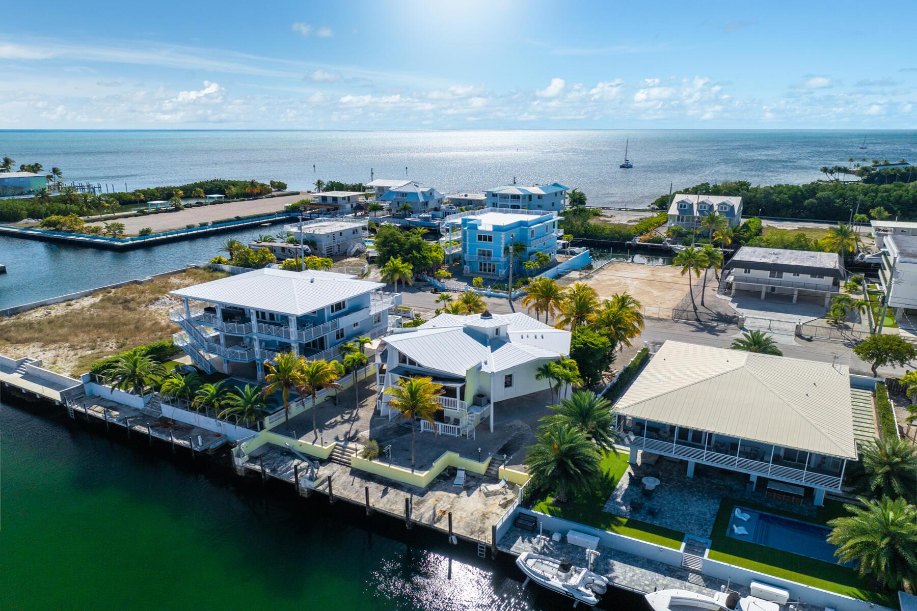 Image 1: Key Largo Oceanside