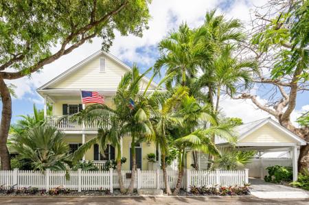 1017 Margaret Street