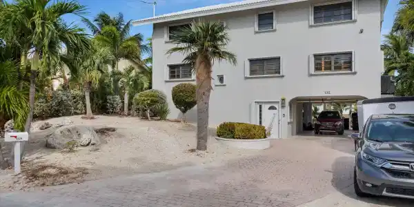 132 N Indies Drive