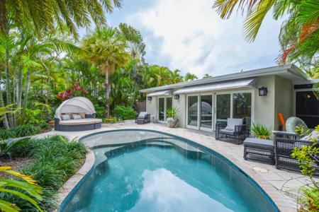 3108 Riviera Drive