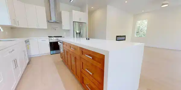 Image 4: 5