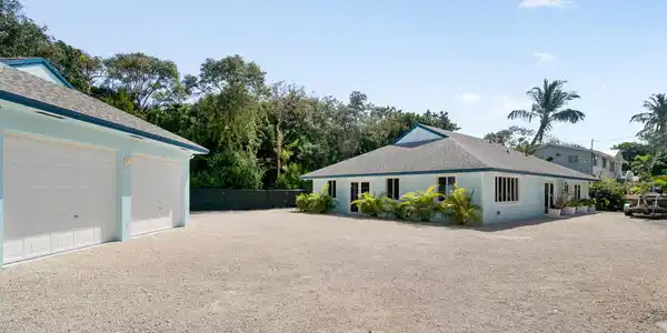 100 Seashore Drive