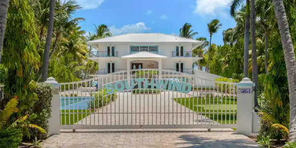 75851 Overseas Highway