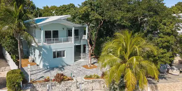 201 Harbor Drive