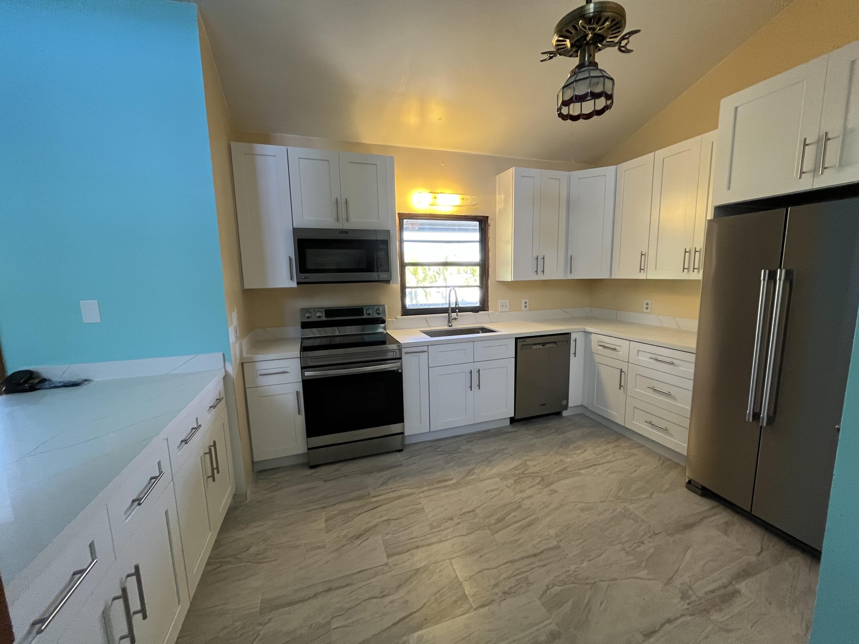 Image 4: 100kitchen1