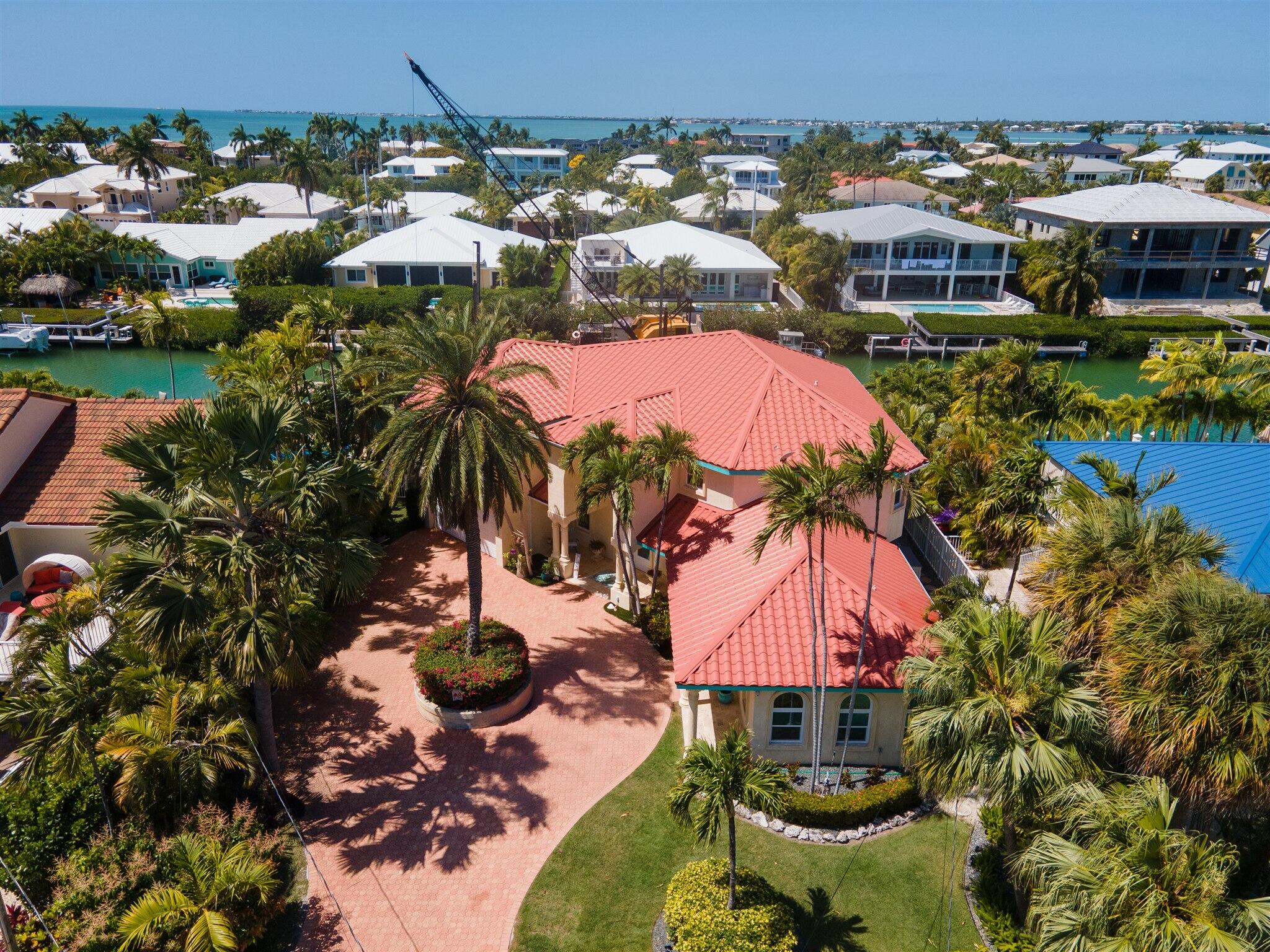 Image 3: Aerial of Front