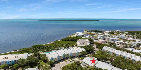 Image 2: Oceanfront Resort-Style Community