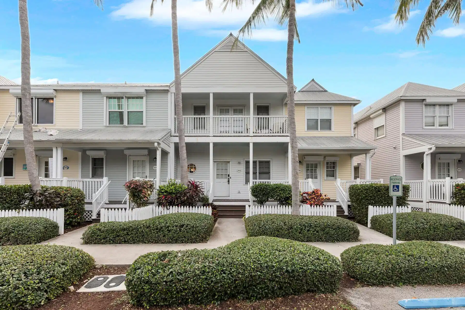 Image 1: Welcome to 5018 Sunset Village Drive