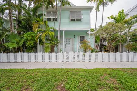 518 Emma Street