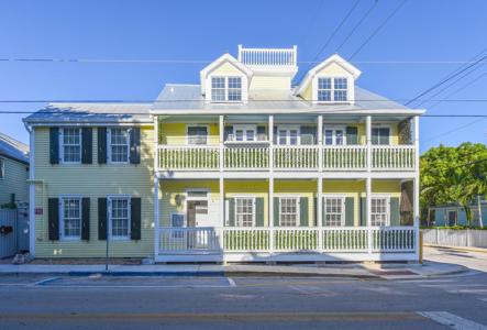 927 Thomas Street