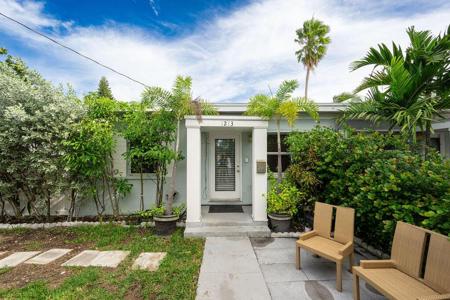 1213 1St Street