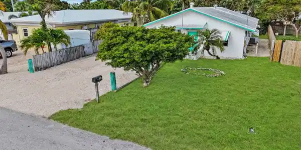 187 Hibiscus Street