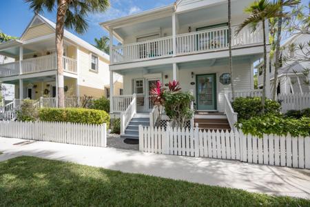 21 Spoonbill Way