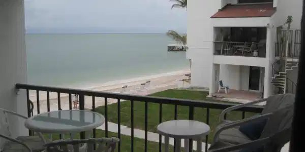 601 W Ocean Drive