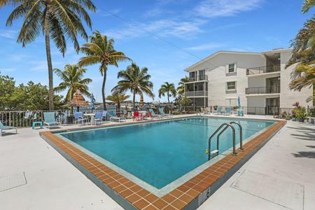 1217 Sombrero Boulevard