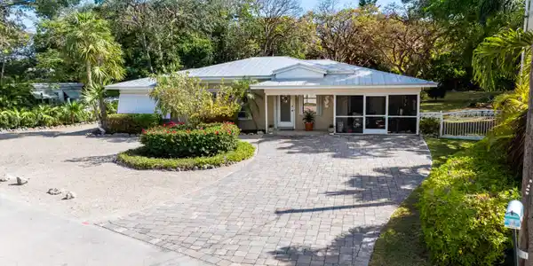 118 Pippin Drive