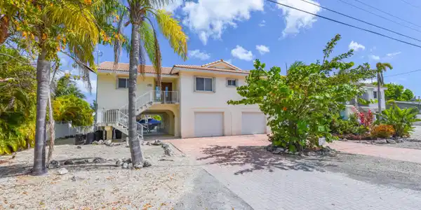 121 Gulfwinds Lane