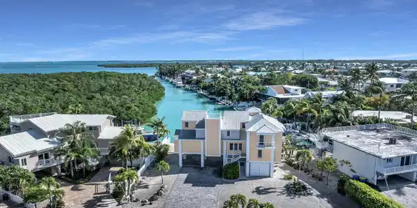 134 Bayview Isle Drive