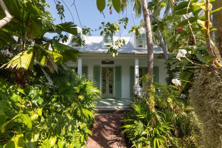 1011 South Street