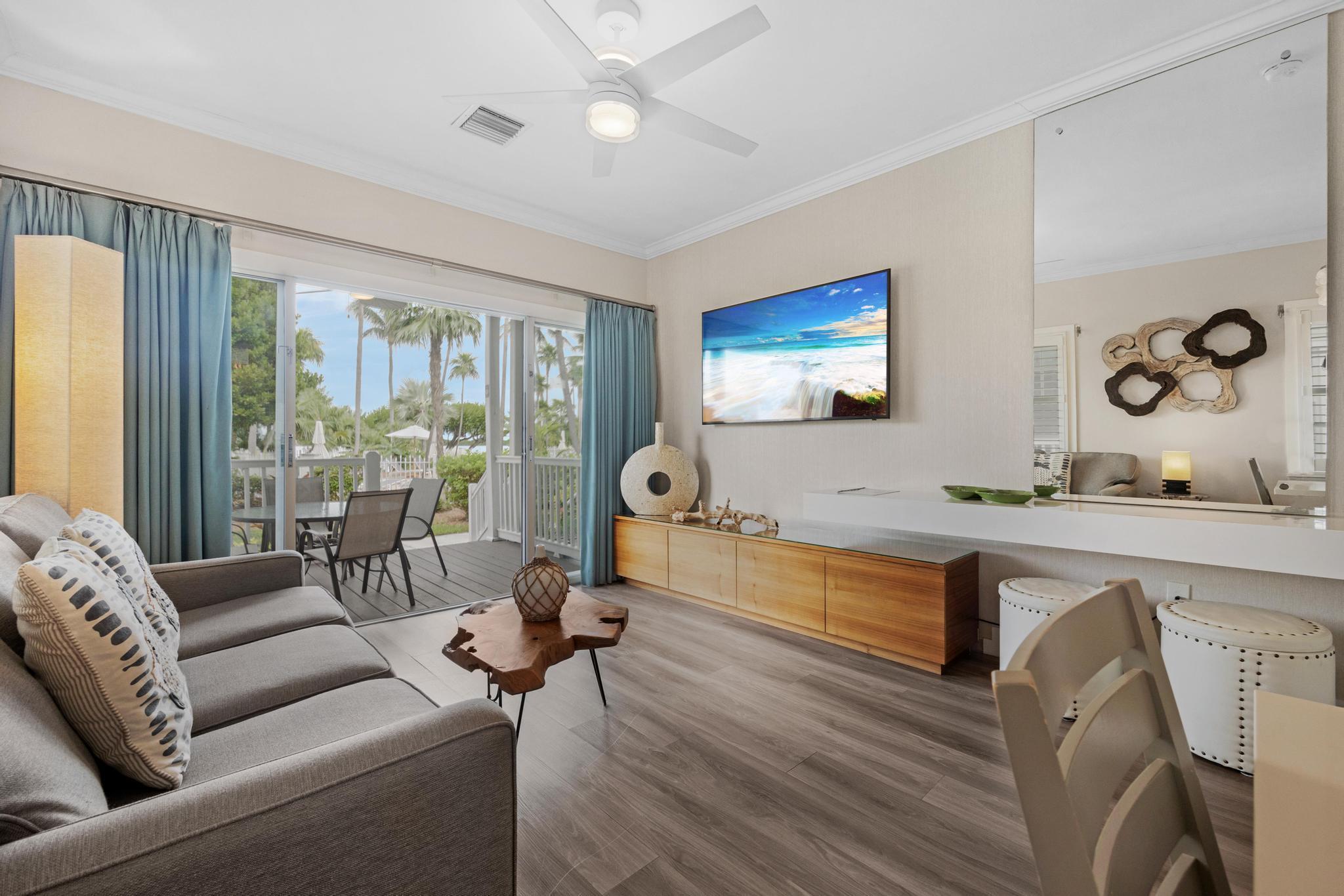 Image 3: Living area