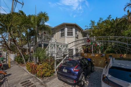 623 Thomas Street