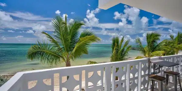 755 W Ocean Drive