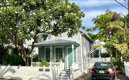 1420 Petronia Street
