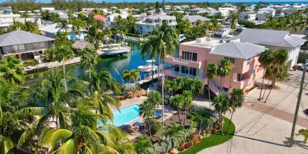 128 W Plaza Del Sol